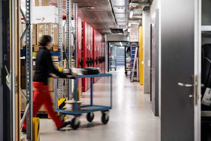 Teamleiterin Logistik / Teamleiter Logistik 100%, 1. Bild