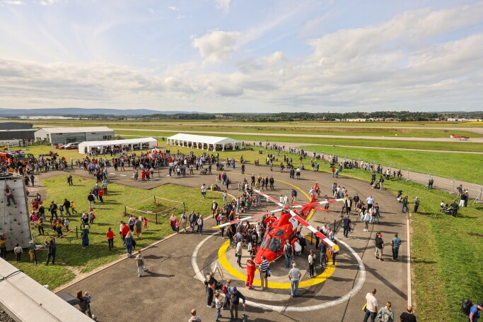 Techn. Mitarbeiterin / Techn. Mitarbeiter Eventlogistik und Messebau 50%, 1. Bild
