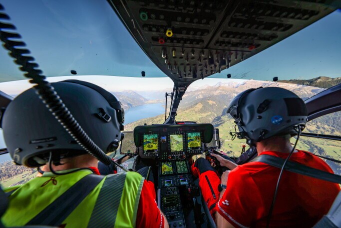 Helikopterpilotin / Helikopterpilot 100%, 1. Bild